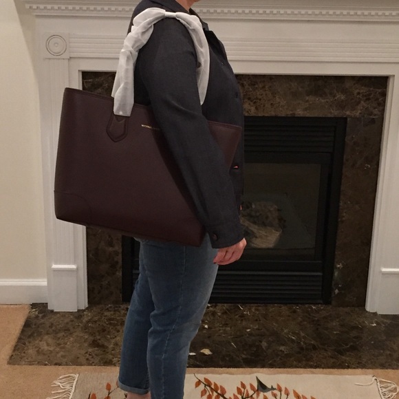 Michael Kors Saylor Large Leather Tote, Dark Atlantic - Picture 9 of 9